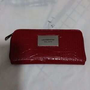 Liz claiborne Est  1976 Wallet size small color red.